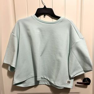 Cropped shirt